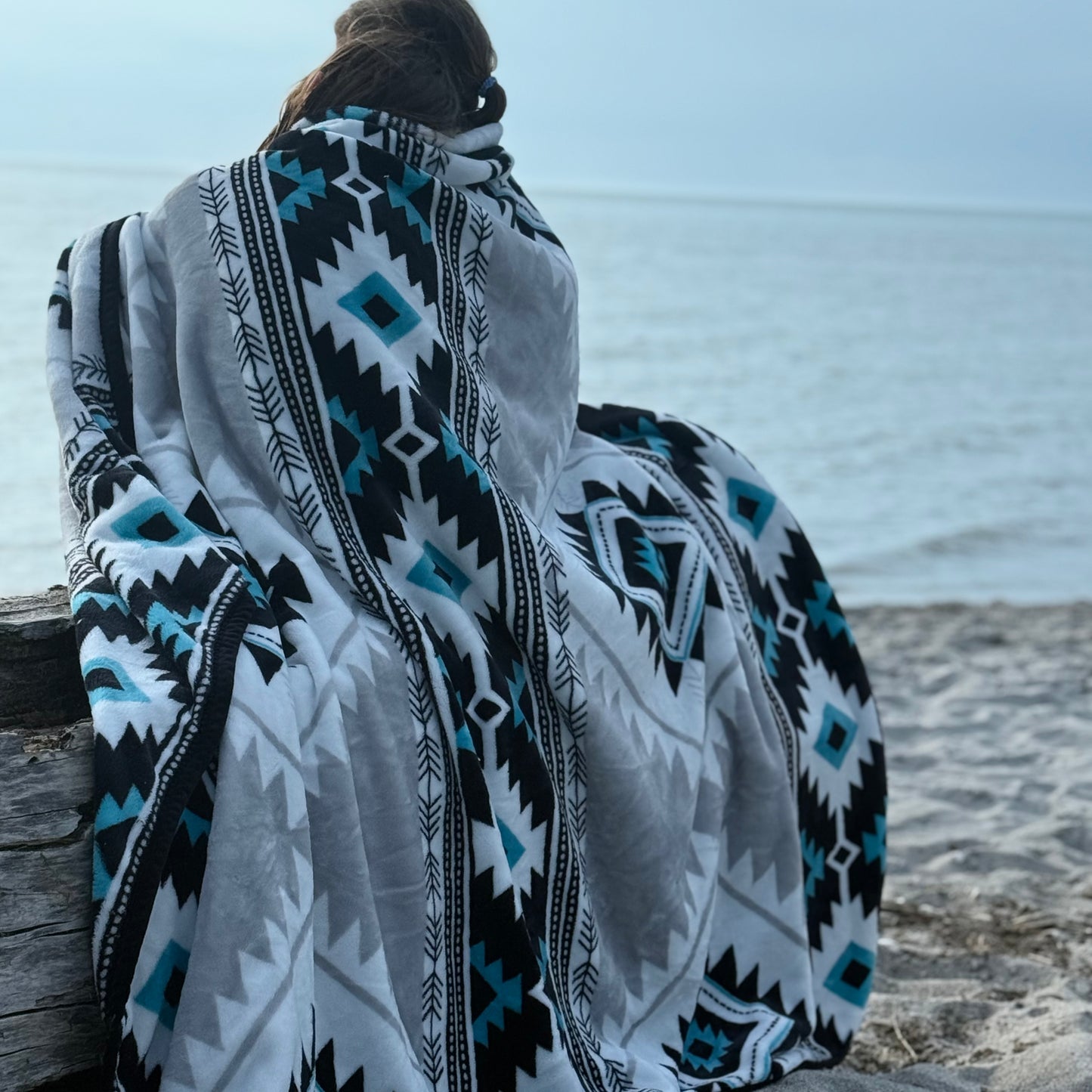 Western White Polar Fleece Blanket